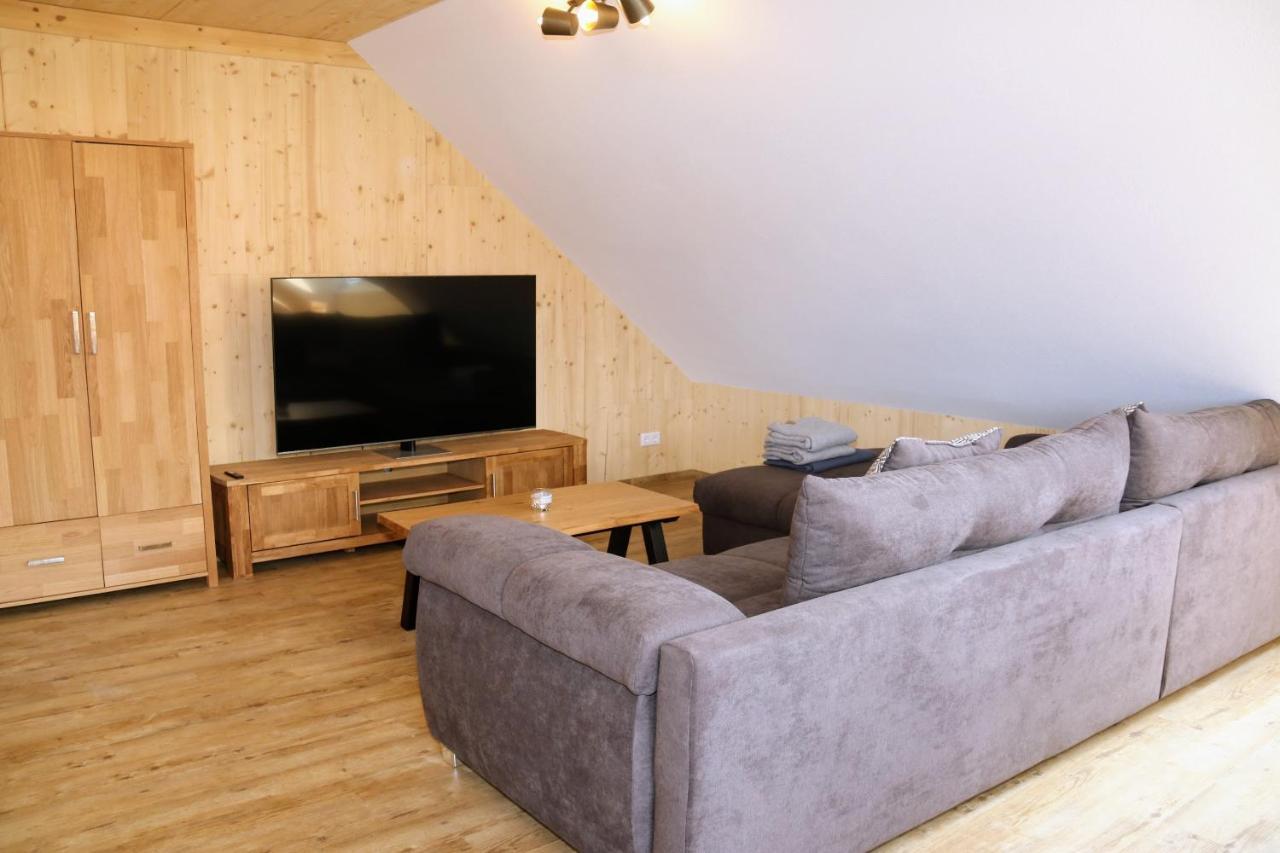 Baumkrone Im Happy Allgaeu - 2-Stoeckige Wohnung Mit Wohnnetz Leutkirch im Allgäu Eksteriør bilde