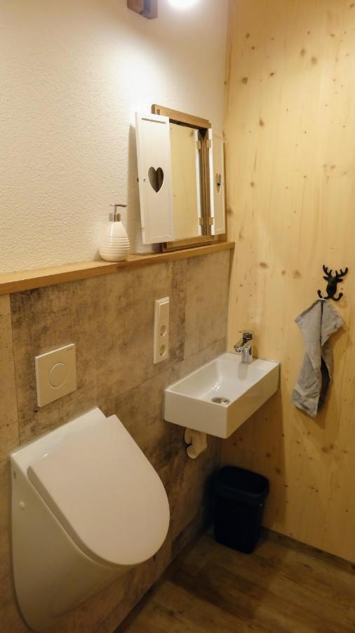 Baumkrone Im Happy Allgaeu - 2-Stoeckige Wohnung Mit Wohnnetz Leutkirch im Allgäu Eksteriør bilde