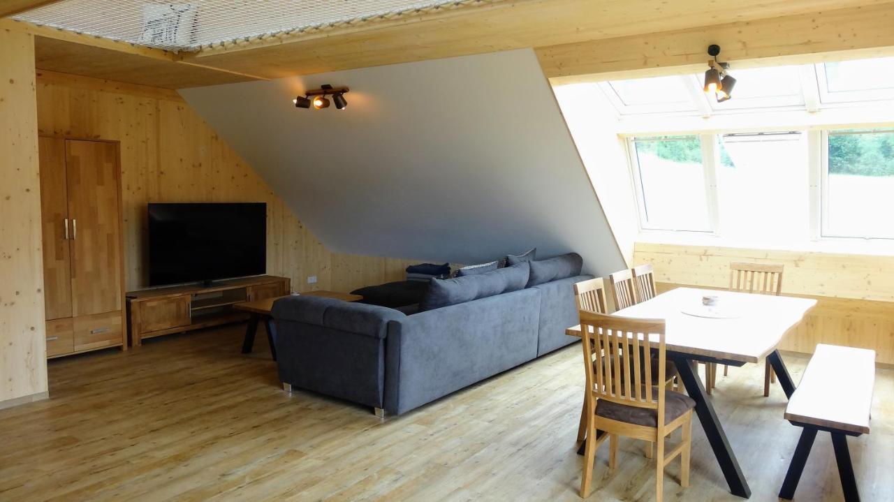Baumkrone Im Happy Allgaeu - 2-Stoeckige Wohnung Mit Wohnnetz Leutkirch im Allgäu Eksteriør bilde